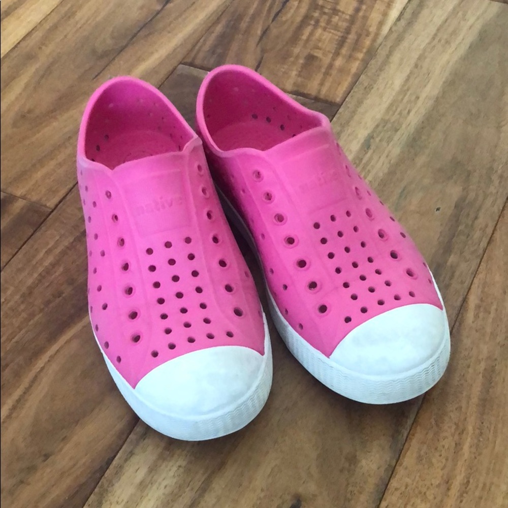 Pink native girls shoes